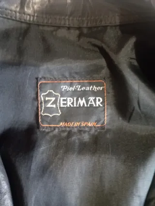 Chaqueta Stradivarius Negra