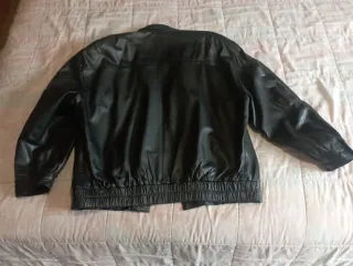 Chaqueta Stradivarius Negra