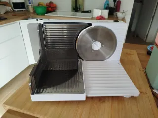 Cortafiambres Taurus Cutmaster Compact 100W