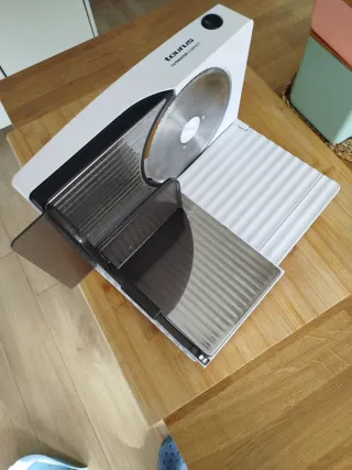 Cortafiambres Taurus Cutmaster Compact 100W