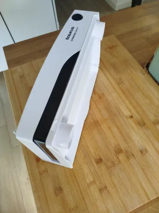 Cortafiambres Taurus Cutmaster Compact 100W