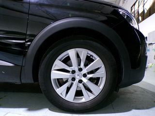 Peugeot 3008 1.5HDI 130cv 2019