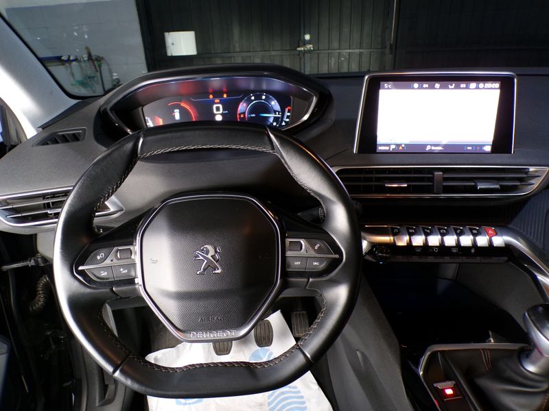 Peugeot 3008 2019, foto 22