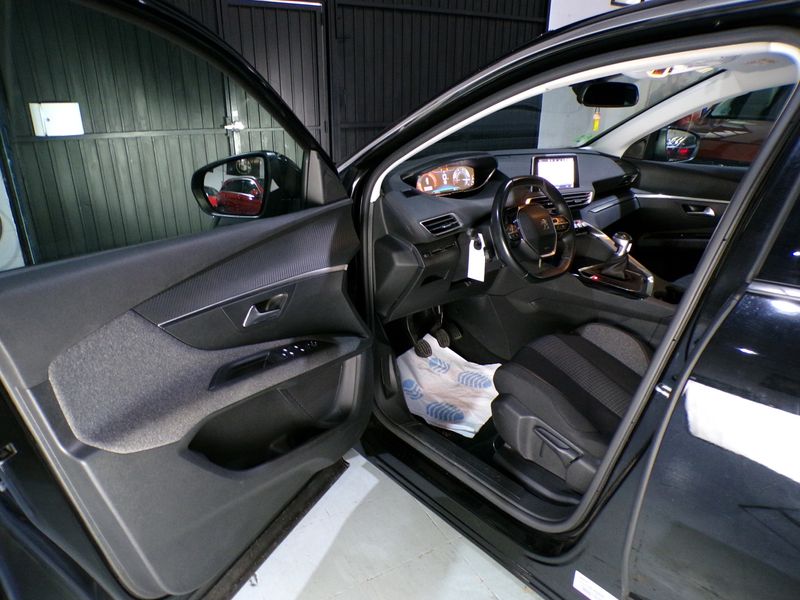 Peugeot 3008 2019, foto 18