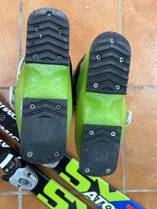 Sci e scarponi Atomic per bambini 8-10 anni