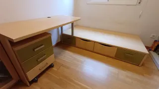 Cama 180x80 con escritorio y colchón