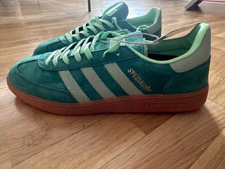 Adidas Verdes Talla 43.5 Nuevas
