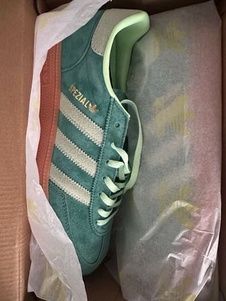 Adidas Verdes Talla 43.5 Nuevas