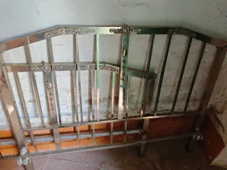 Cabecero y piecero de metal plateado