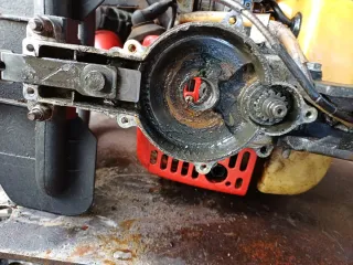 Tagliasiepe a scoppio