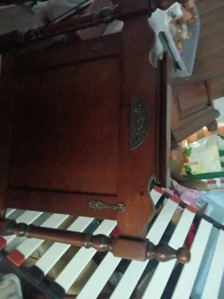 Cama completa de madera con cabecero