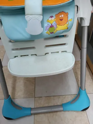 Trona infantil con cojín estampado