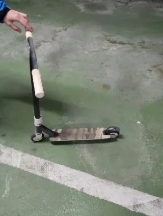 Patinete freestyle camuflaje