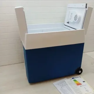 Nevera eléctrica 48W