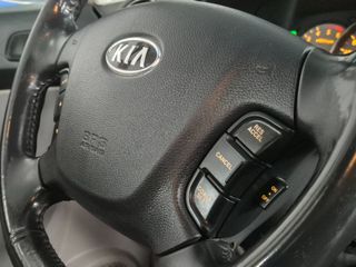 KIA Carens 2.0 CRDi VGT 140cv Concept 5 plazas