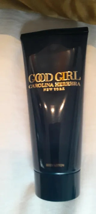 Perfume Good Girl CH + Body Lotion