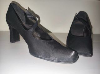 Zapatos de fiesta negros