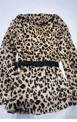 Abrigo pelo sintético leopardo