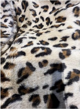Abrigo pelo sintético leopardo