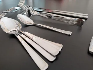 Set cubiertos acero inoxidable