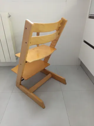 Silla evolutiva Stokke madera