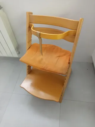 Silla evolutiva Stokke madera