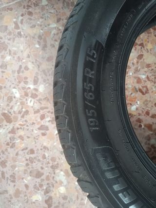 Neumático Michelin CrossClimate2 195/65 R15