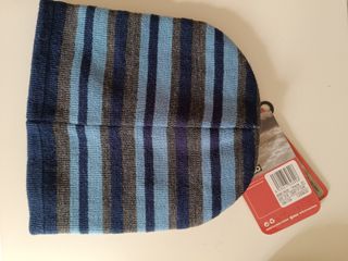 Gorro +8000 rayas azul y gris