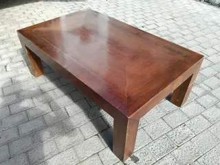 Mesa de centro de madera maciza