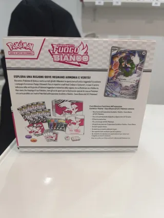 Set Entrenador Pokémon Fuego Blanco