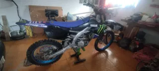 Yamaha YZF 250 Cross