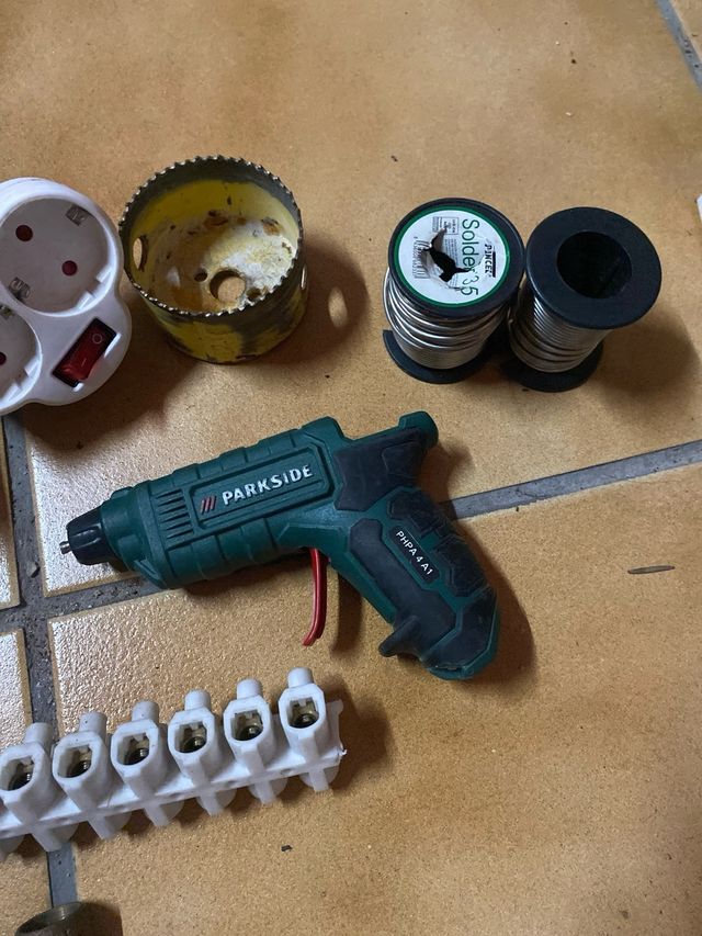 Pack herramientas y tornillería