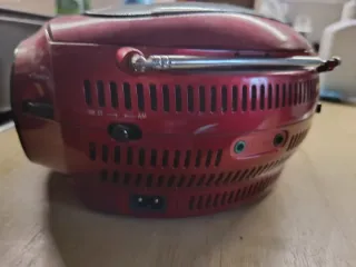 Radio CD Portátil Sunstech CRUSM390 USB/SD