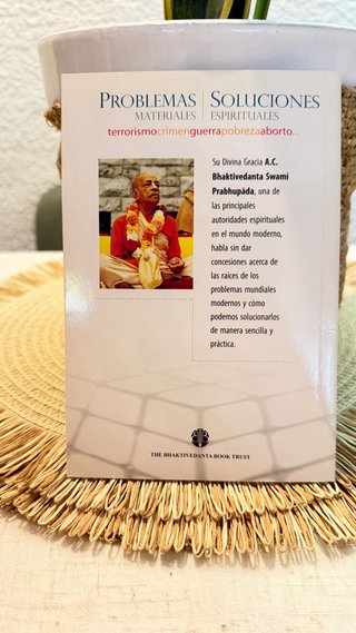 Problemas materiales soluciones espirituales