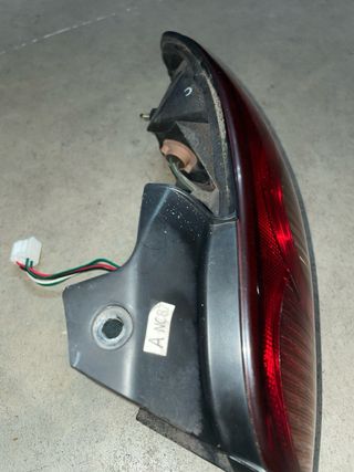 Faros traseros Mazda NB2