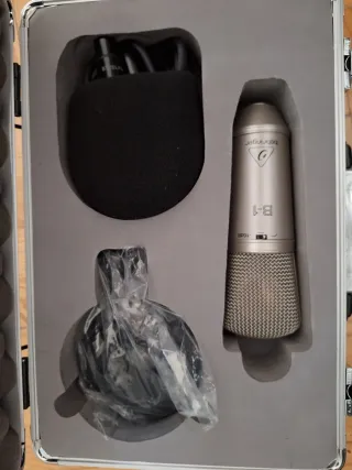 Micrófono Behringer B-1 Condensador