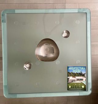 URGE Mesa de centro cristal y metal