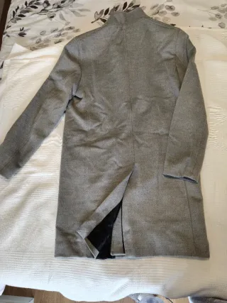 Abrigo de paño tres cuartos