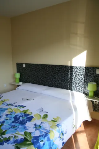 Colcha Matrimonio 150x190 Flores y Mariposas