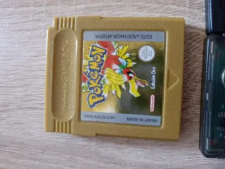 Consola Game Boy Color Morada + Juegos