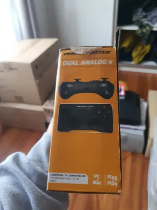 Mando Thrustmaster Dual Analog 4