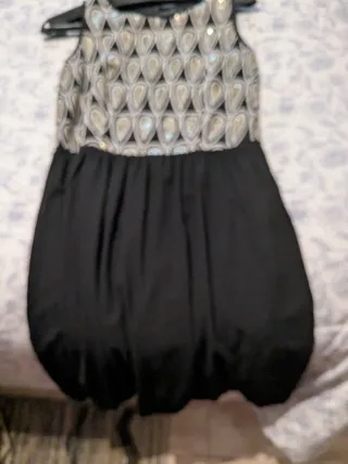 Vestido fiesta lentejuelas negro y dorado