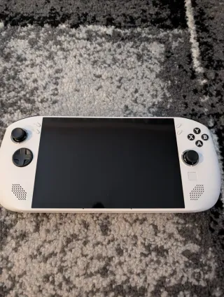 Lenovo Legion Go 32GB RAM / 1TB SSD