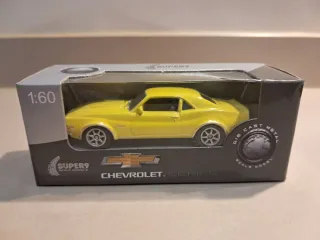 Coche Chevrolet Camaro Amarillo 1:60