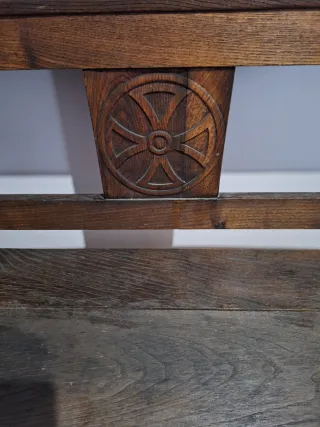 Banqueta de madera de iglesia auténtica