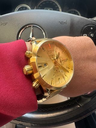 Reloj Diesel Dorado