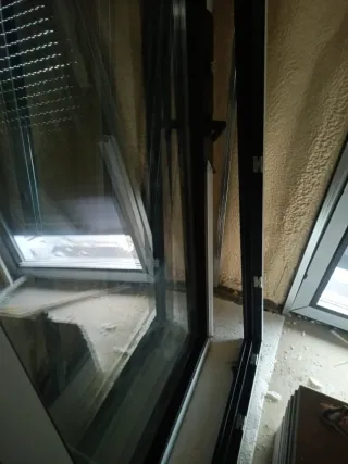 OPORTUNIDAD Puerta BALCONERA de PVC