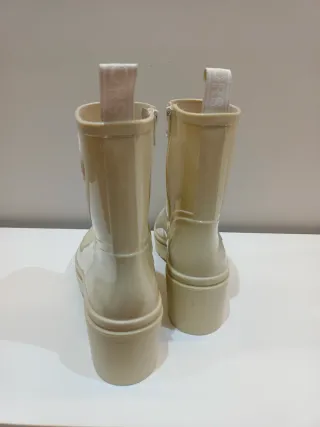 Botas Michael Kors Beige