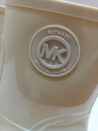 Botas Michael Kors Beige