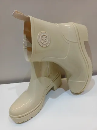 Botas Michael Kors Beige